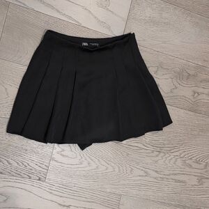 Zara Black Circle Skater Mini Skirt